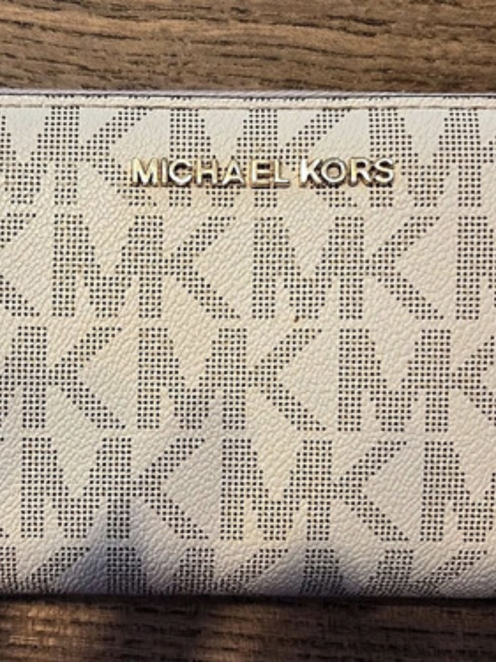 Michael Kors Jet Set Zip Wallet Beige & Brown